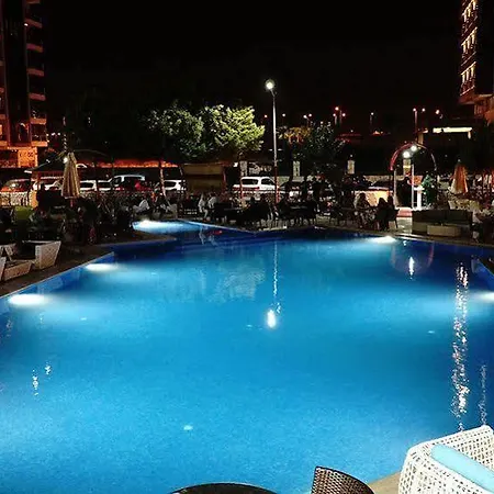 فندق Cy Karsiyaka 3*